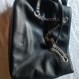 Nine west leather purse used 2 weeks